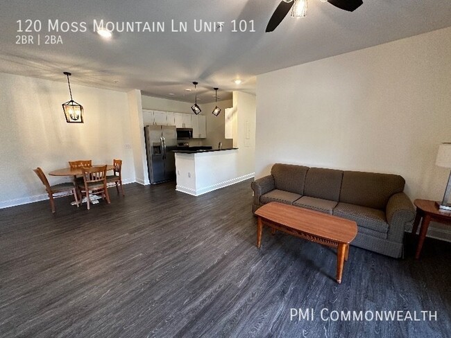 Foto del edificio - 2 Bed / 2 Bath Furnished Apartment (Availa...
