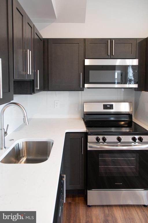 Foto del edificio - 212 Manheim St