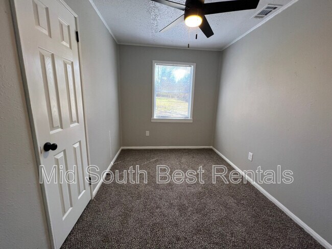 Foto del edificio - 1267 Canfield Ave