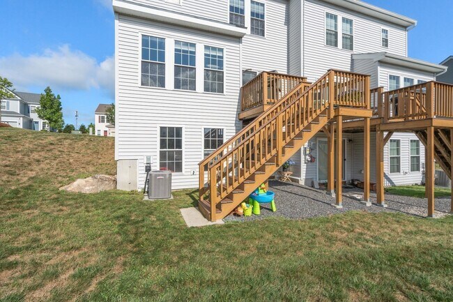 Foto del edificio - 49 Walnut Way