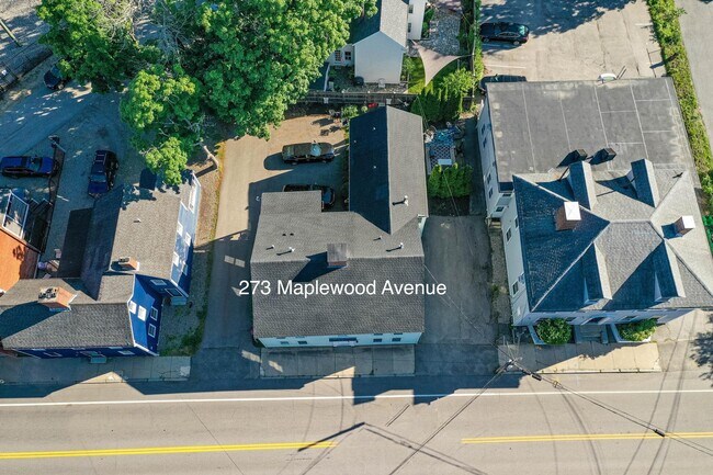 Foto del edificio - 273 Maplewood Ave