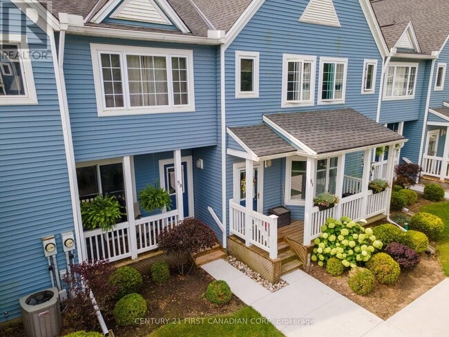 Building Photo - 374 Front St