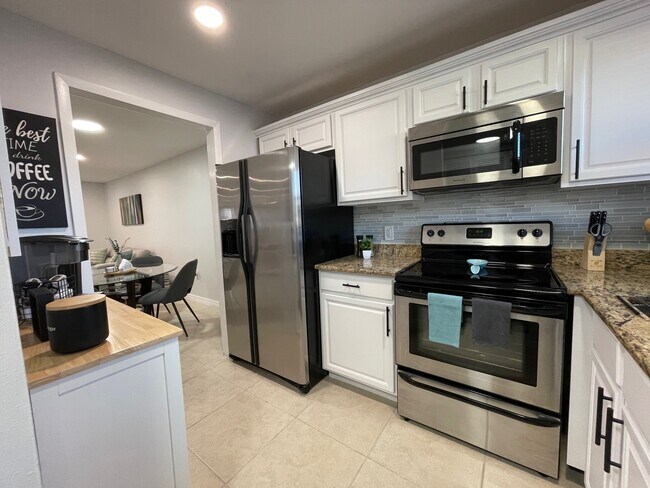 Foto del edificio - 170 Turtle Lake Ct