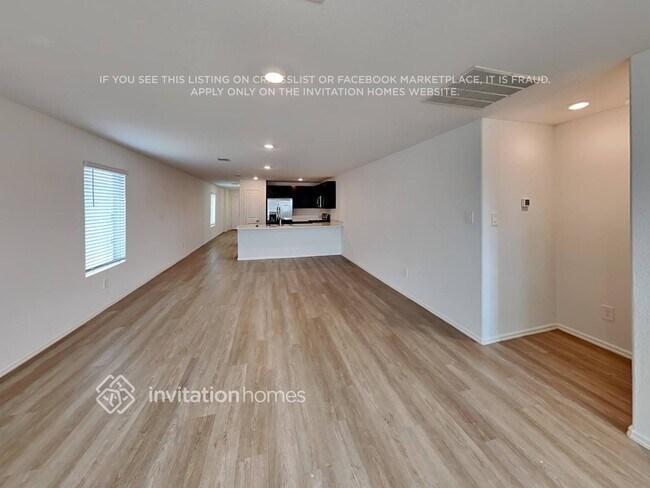 Foto del edificio - 18819 Charter Elm Dr