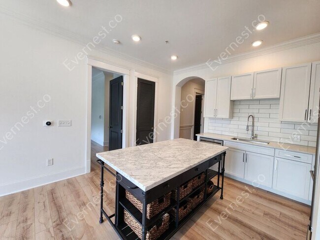 Foto del edificio - 625 Piedmont Ave NE
