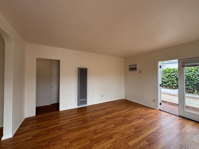Foto del edificio - 3143 Keats St