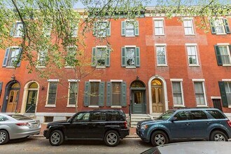Building Photo - 1708 Wallace St