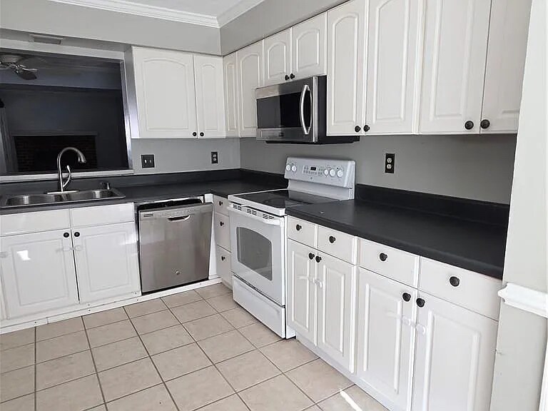 Foto del edificio - 4310 Brighton Ln