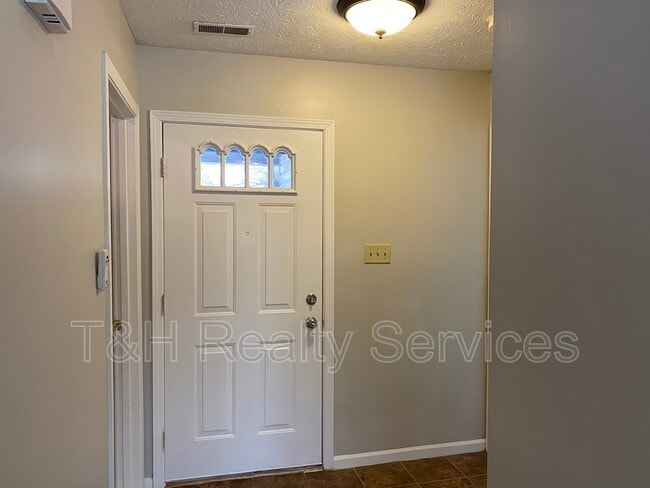 Building Photo - 12948 Shandon Ln