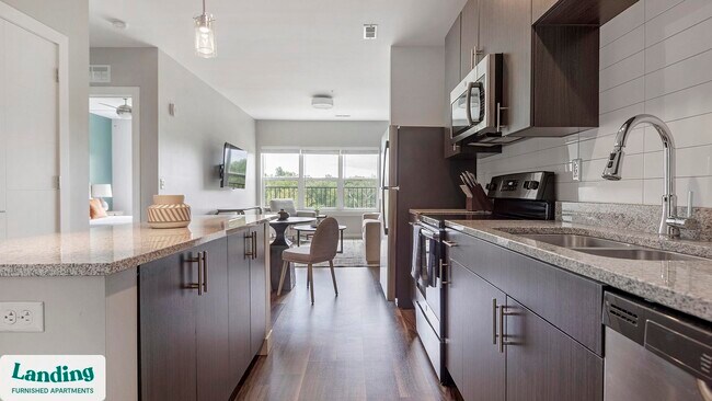 Foto del edificio - 1010 Enclave Blvd