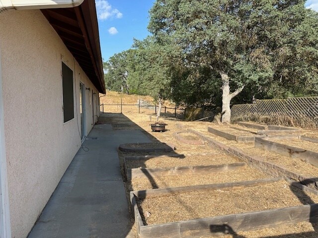 Foto del edificio - 28987 Deep Forest Ln