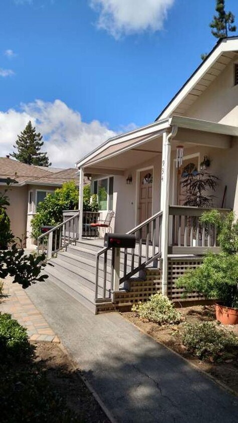 Foto principal - Updated Vintage Charm in Downtown Menlo Park