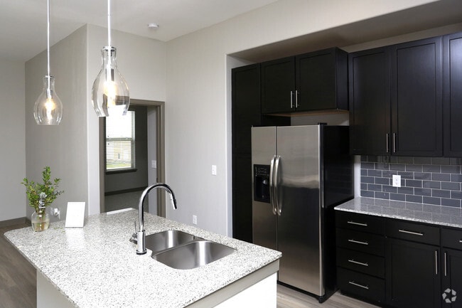 Interior Photo - Sola Galleria