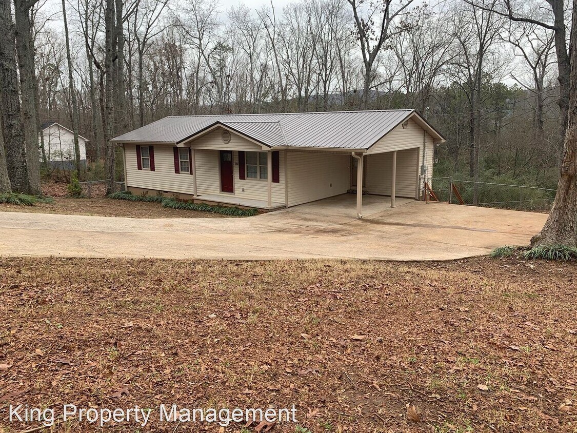 751 Dearmanville Dr S, Anniston, AL 36207 House Rental in Anniston