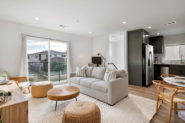 Photo - 1427 254th St Townhome