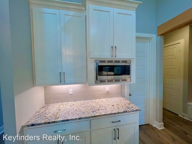 Building Photo - 3 br, 2 bath House - 12108 Rotterdam Avenue