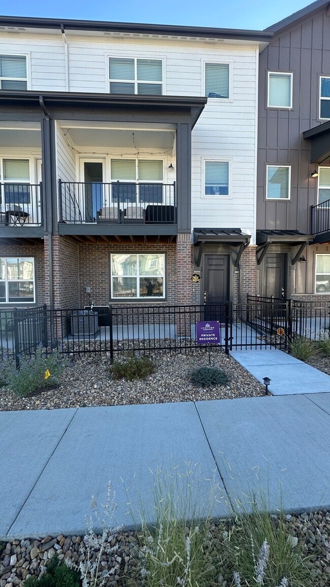 Foto del edificio - 6964 Merseyside Ln