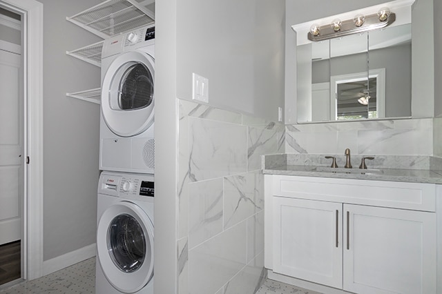 Building Photo - FAIRFIELD ESTATES AT HAMPTON BAYS