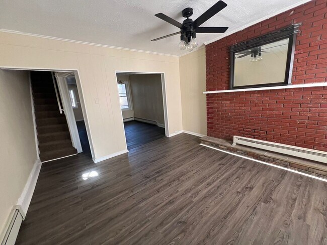 Foto del edificio - 510 W Hanover St