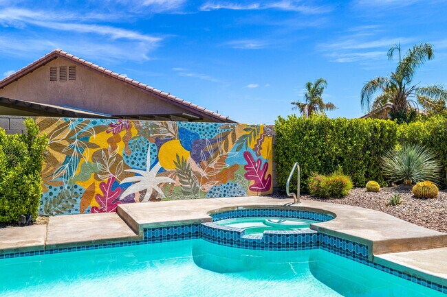 Foto del edificio - 78830 Bayberry Ln