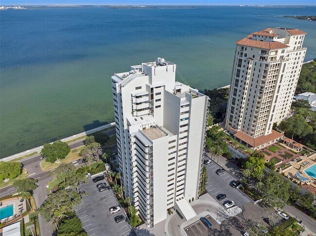 Foto del edificio - 4141 Bayshore Blvd