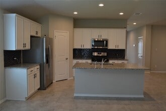 Building Photo - 13919 Leigh Lake Ln