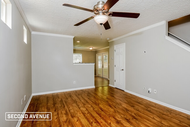 Building Photo - 208 Ilex Dr
