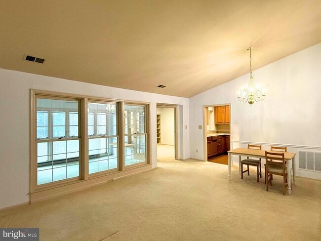 Building Photo - 10706 Kings Riding Way