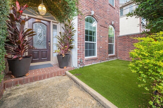 Foto del edificio - 2506 Van Buren St