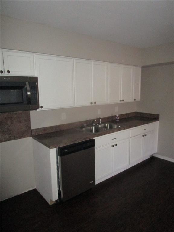 Building Photo - 3630 Plaza Park Dr