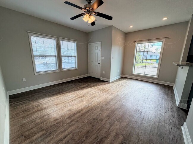 Foto del edificio - 2743 Smith Ferry Rd