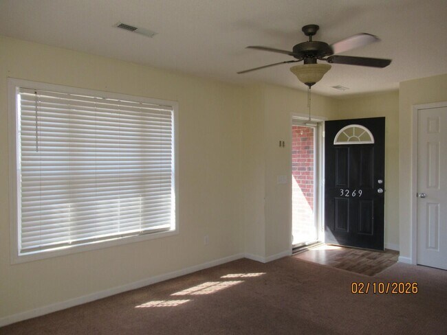 Foto del edificio - 3269 US-15