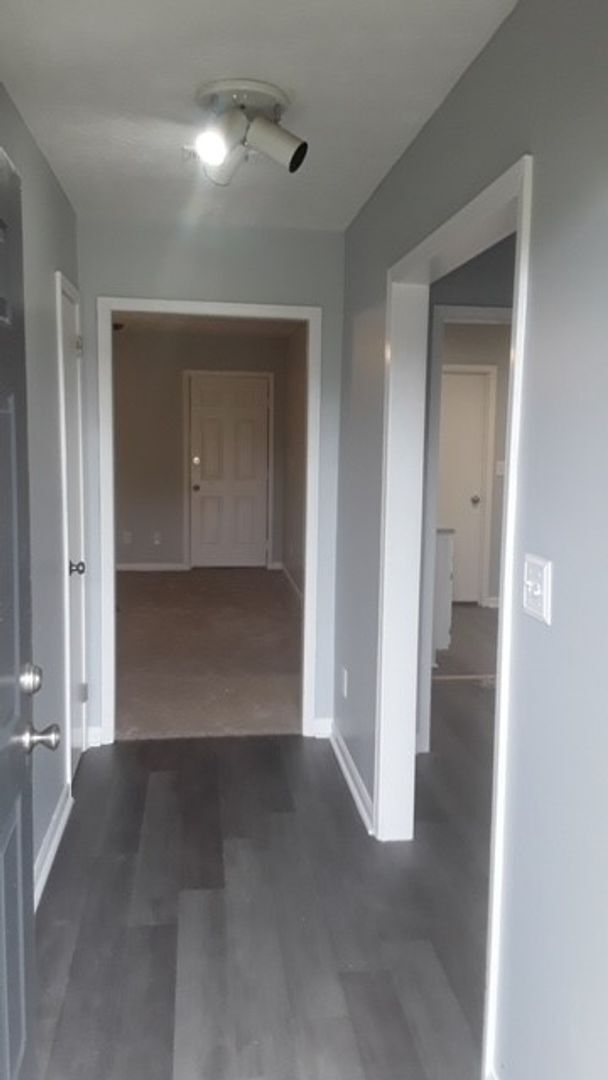 Foto del edificio - AVAILABLE NOW! Lawn Service is INCLUDED in...