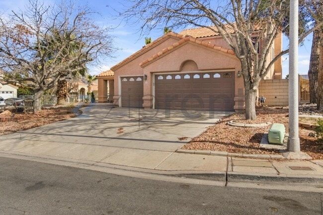 Building Photo - 6 Kiowa Ct