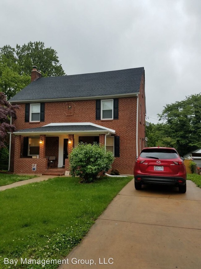 Building Photo - 4 br, 4 bath House - 601 Warwick Rd