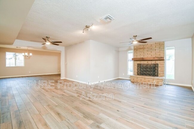 Building Photo - 1808 W Keating Ave