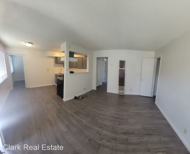 Building Photo - 2 br, 1 bath House - 817 WRIGHT WAY