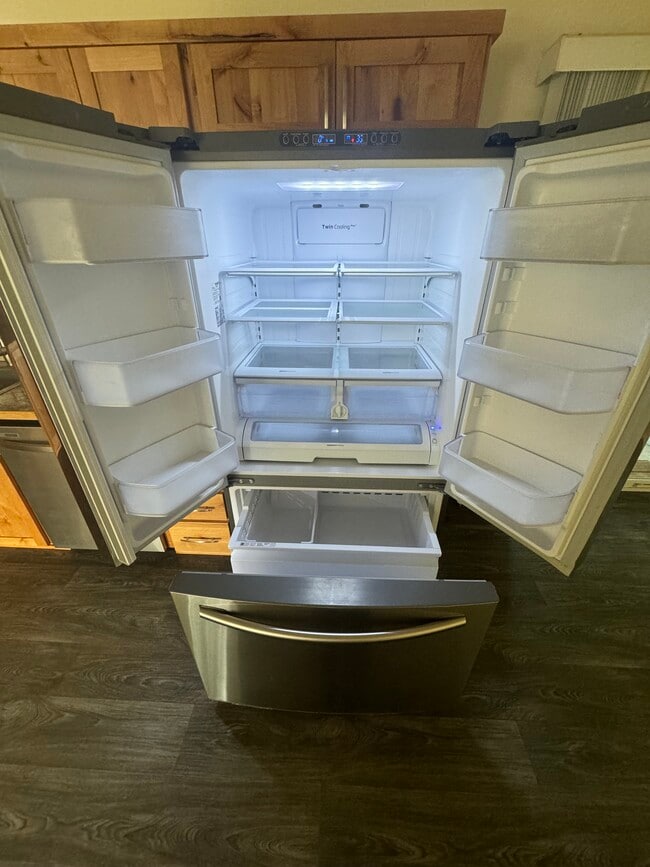 Building Photo - 27212 X Ln