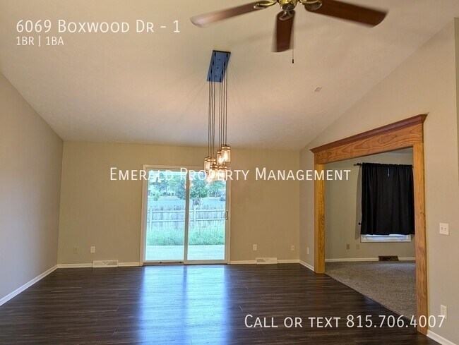 Building Photo - 6069 Boxwood Dr