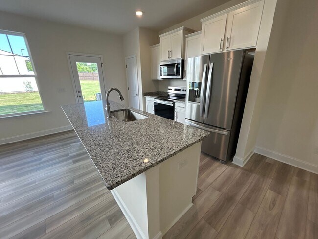 Foto del edificio - New Construction 3 Bed / 2.5 Bath Townhous...