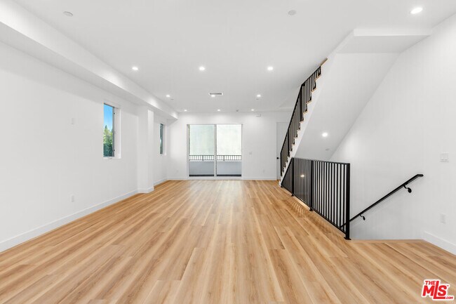 Building Photo - 5225 20th St