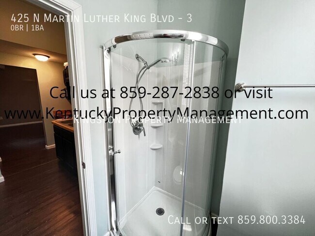 Foto del edificio - MOVE-IN SPECIAL!! 1/2 OFF DEPOSIT!! Newly ...