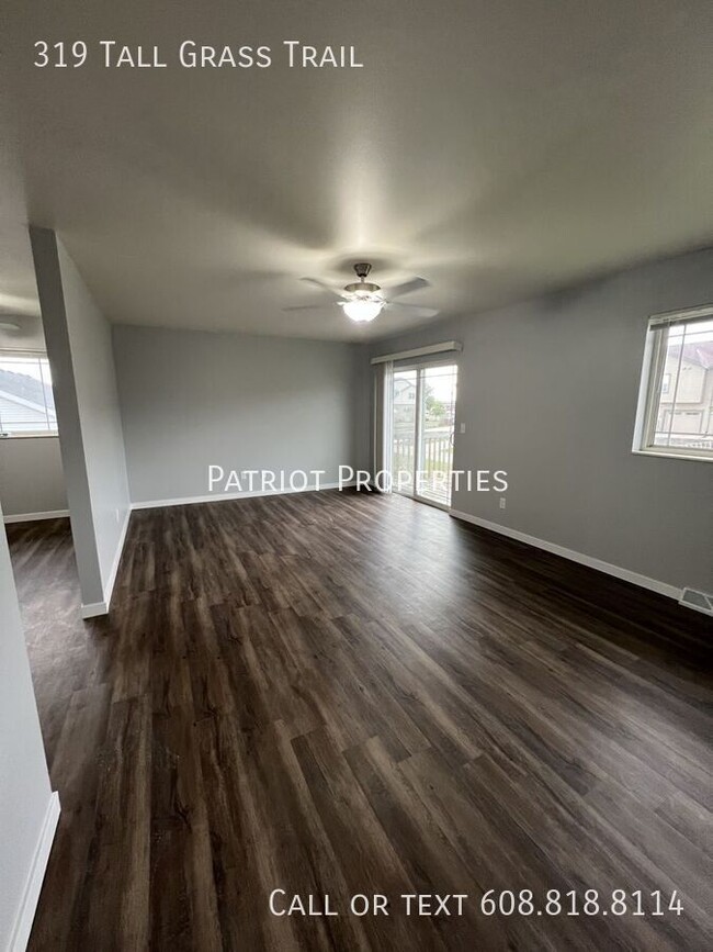 Building Photo - 4 bedroom/ 2 bath in Sun Prairie, WI