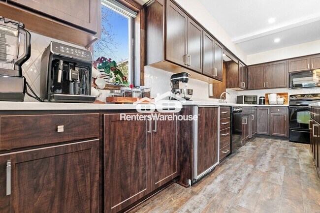 Foto del edificio - 436 Bruns Ct
