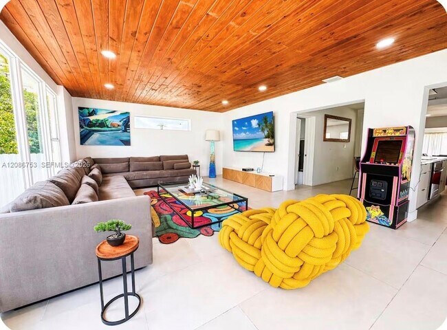 Foto del edificio - 134 NE 117th St