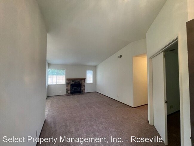 Building Photo - 3 br, 2 bath House - 2226 Americana Drive
