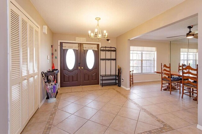 Foto del edificio - 413 Sandy Hill Dr