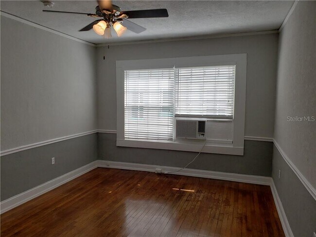 Building Photo - 508 S Westland Ave