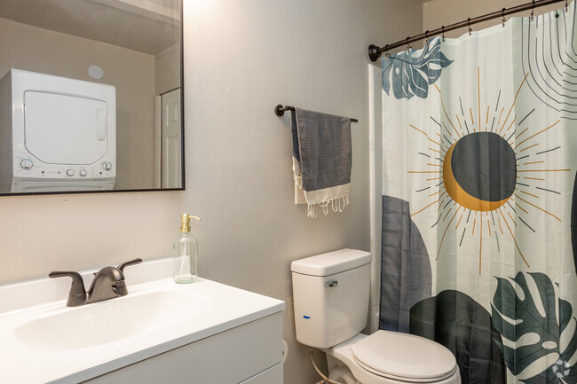 1BR, 1BA - 760SF Renovated - Bathroom - Brookside Apartments