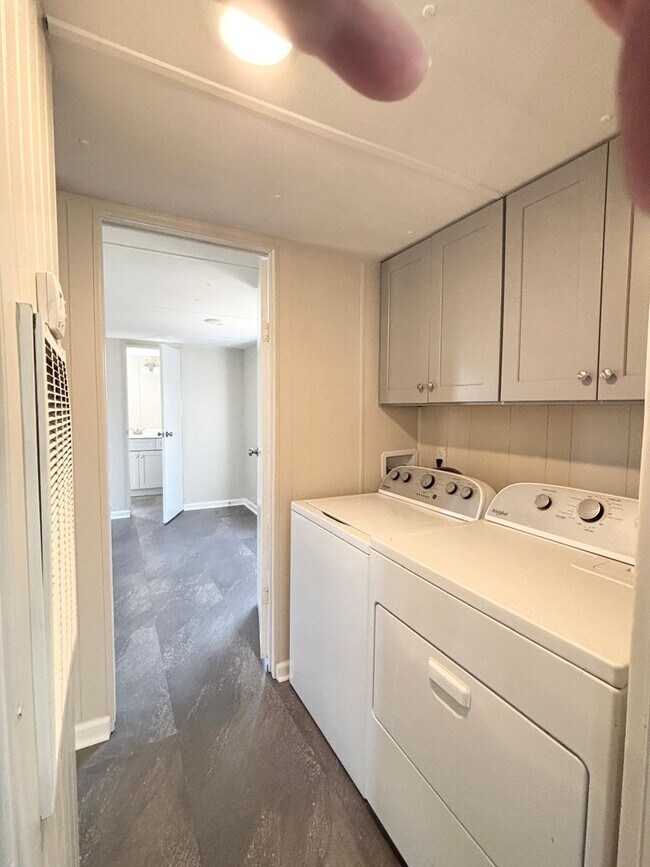 Foto del edificio - 2 Bed 2 Bath Remodeled Mobile Home